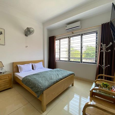Nhà nghỉ Mạnh Bình Haiphong Exterior foto