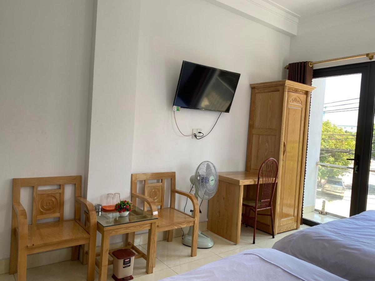 Nhà nghỉ Mạnh Bình Haiphong Exterior foto